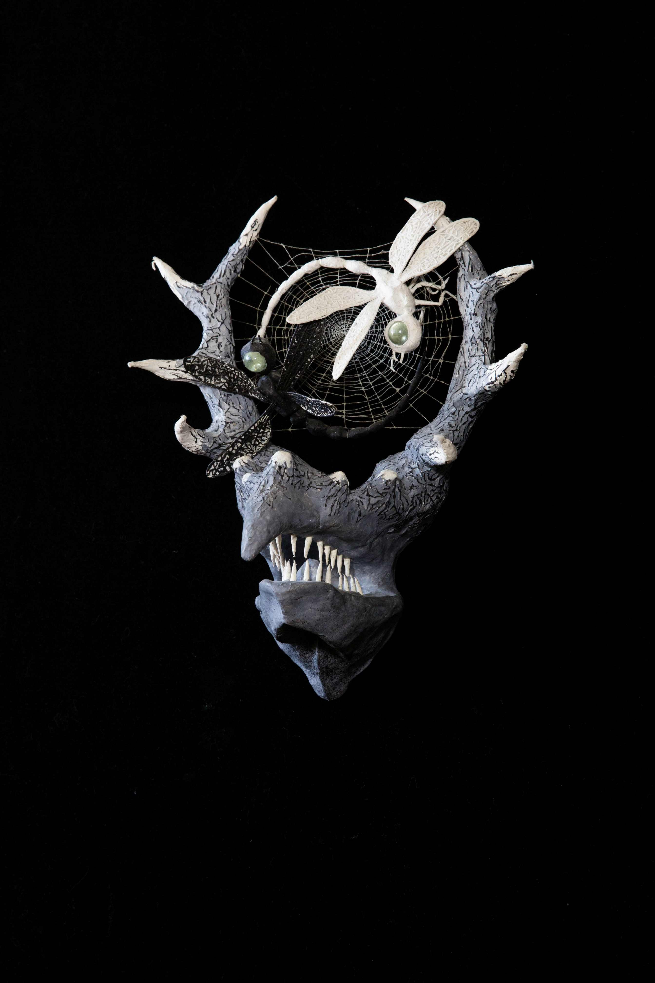 Стрекозы в паутине - маска Александра Катеруши (www.fisionomicus.com)