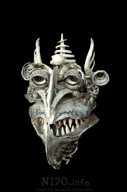 Демон-кшатрий 2 - маска Александра Катеруши (www.fisionomicus.com)